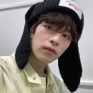 Meet your Posher, Corey